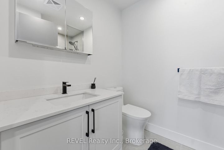 Photo 18 at 405 - 2450 Old Bronte Road, WM Westmount, Oakville