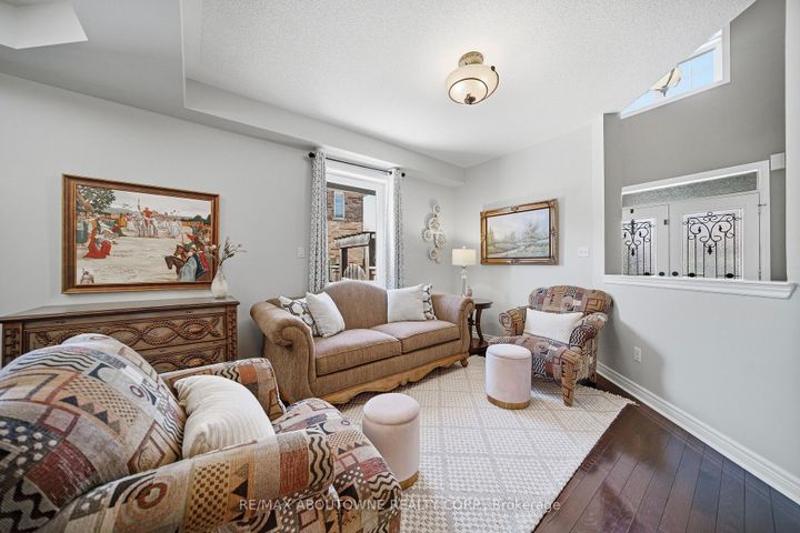 Photo 5 at 2070 Willhaven Trail, WM Westmount, Oakville