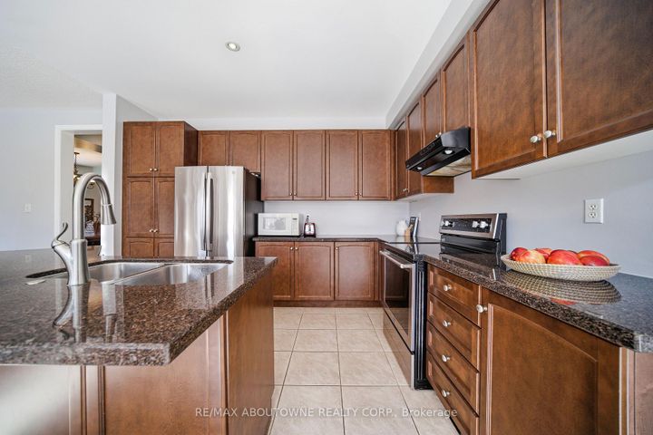 Photo 20 at 2070 Willhaven Trail, WM Westmount, Oakville