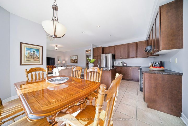 Photo 24 at 2070 Willhaven Trail, WM Westmount, Oakville