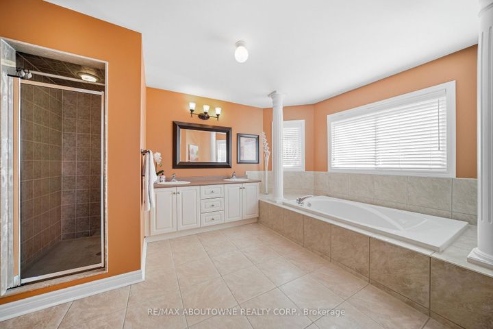 Photo 29 at 2070 Willhaven Trail, WM Westmount, Oakville