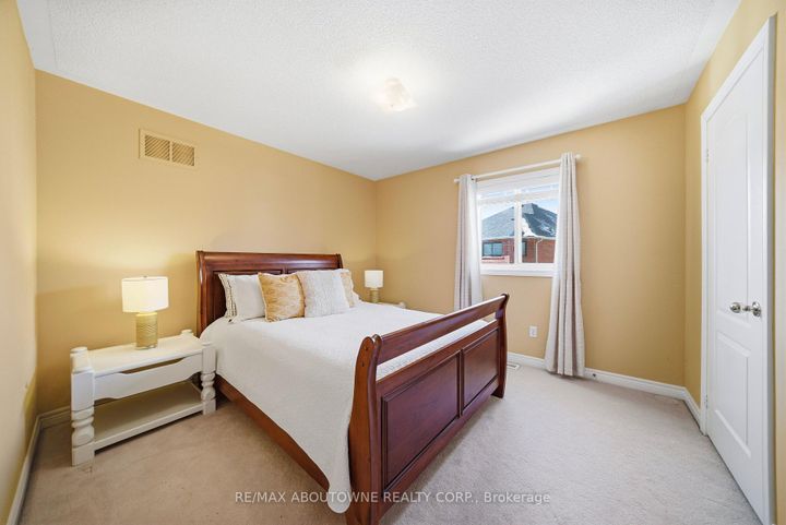 Photo 33 at 2070 Willhaven Trail, WM Westmount, Oakville