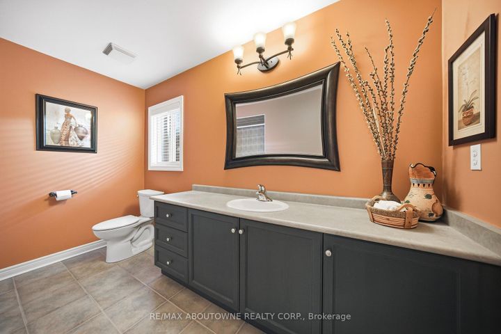 Photo 36 at 2070 Willhaven Trail, WM Westmount, Oakville