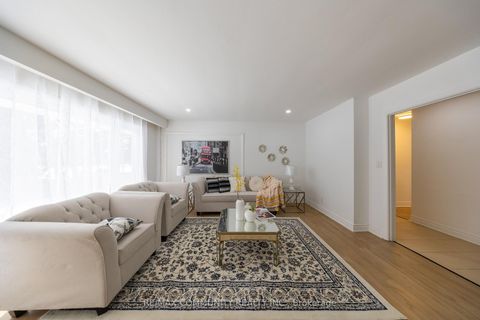 Photo 2 at 180 Severn Street, McLaughlin, Oshawa