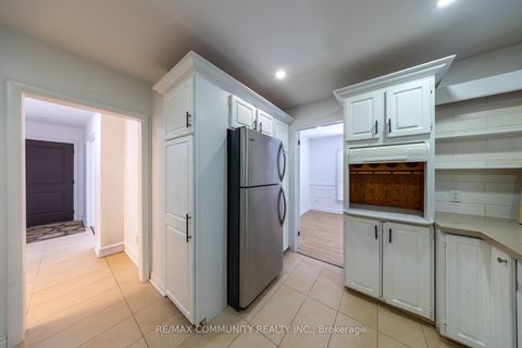 Photo 8 at 180 Severn Street, McLaughlin, Oshawa