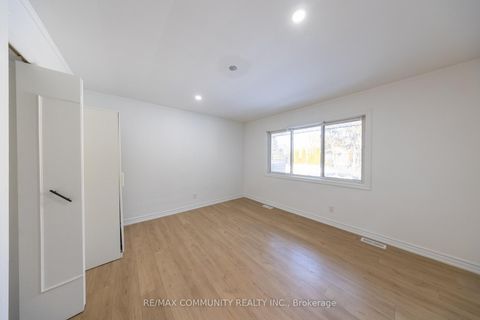 Photo 12 at 180 Severn Street, McLaughlin, Oshawa