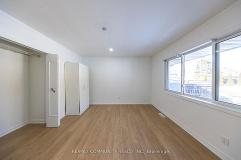 Photo 13 at 180 Severn Street, McLaughlin, Oshawa