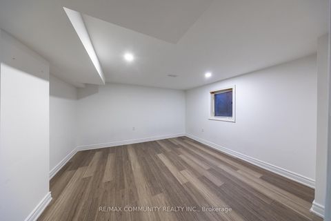 Photo 22 at 180 Severn Street, McLaughlin, Oshawa