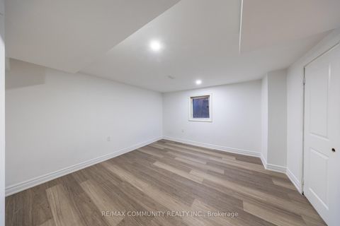 Photo 23 at 180 Severn Street, McLaughlin, Oshawa