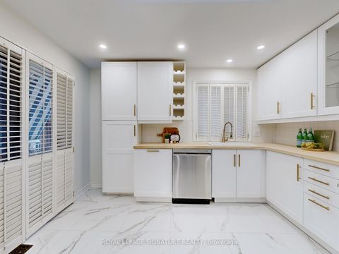 Photo 12 at 337 Glen Road, Moore Park, Toronto