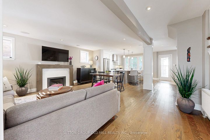 Photo 5 at 24 Dartmouth Crescent, Mimico, Toronto