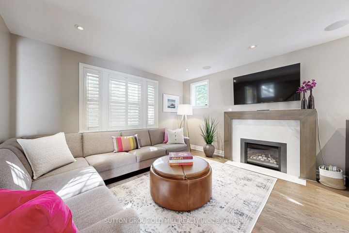 Photo 6 at 24 Dartmouth Crescent, Mimico, Toronto