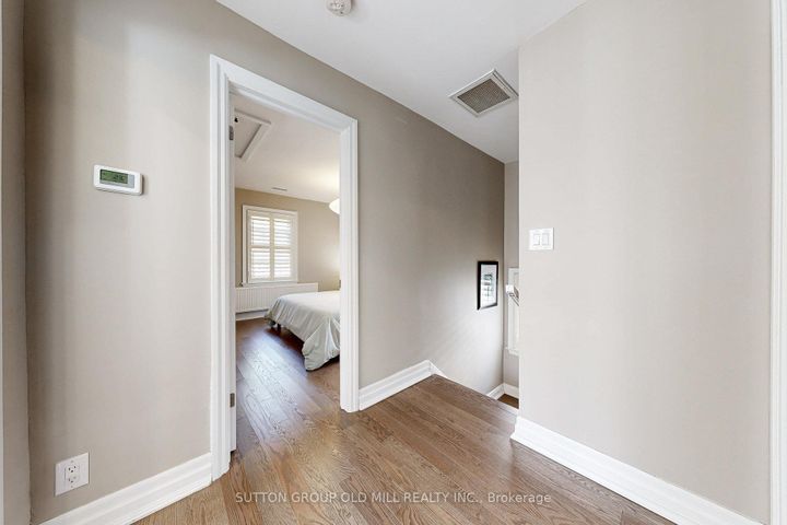 Photo 20 at 24 Dartmouth Crescent, Mimico, Toronto