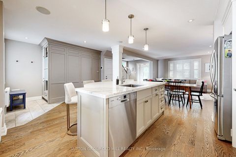 Photo 13 at 24 Dartmouth Crescent, Mimico, Toronto
