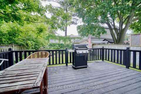 Photo 22 at 33 Red Deer Avenue, Cliffside, Toronto