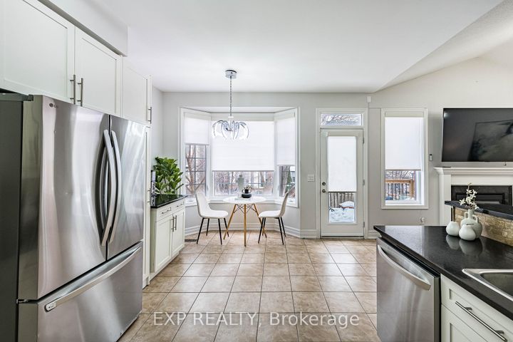 Photo 10 at 61 Playfair Terrace, SC Scott, Milton