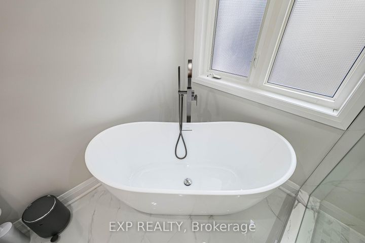 Photo 26 at 61 Playfair Terrace, SC Scott, Milton