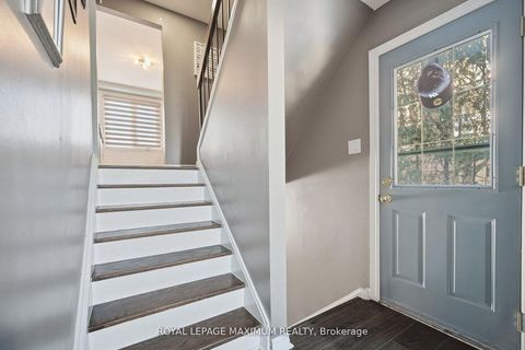 Photo 19 at 7493 Bybrook Drive, Malton, Mississauga