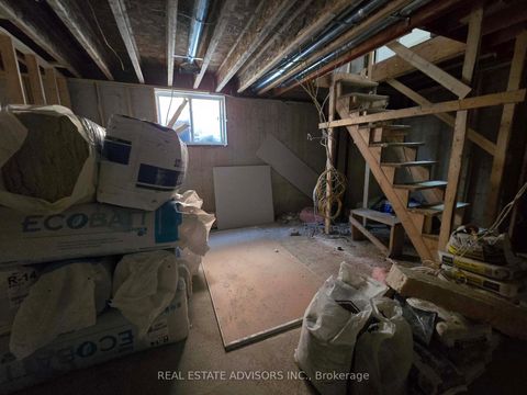 Photo 25 at 68B Laurel Avenue, Kennedy Park, Toronto