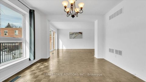 Photo 6 at 26 Anvil Mill Way, Windfields, Toronto