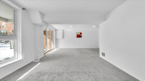 Photo 22 at 26 Anvil Mill Way, Windfields, Toronto