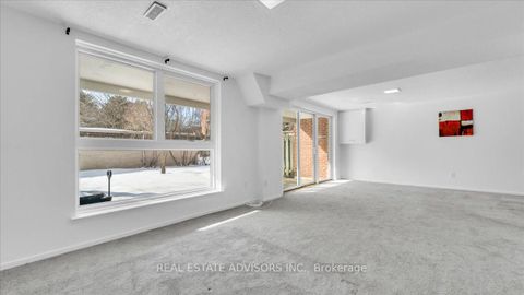 Photo 23 at 26 Anvil Mill Way, Windfields, Toronto