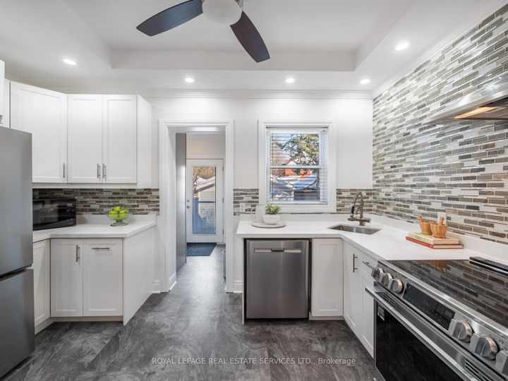 Photo 13 at 231 Fairview Avenue, Junction Area, Toronto