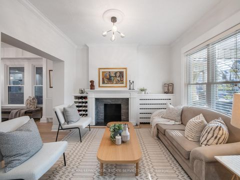 Photo 4 at 231 Fairview Avenue, Junction Area, Toronto