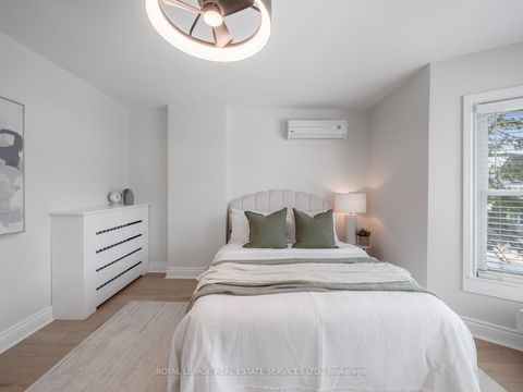 Photo 24 at 231 Fairview Avenue, Junction Area, Toronto