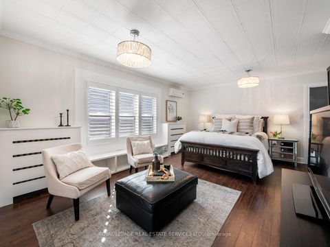 Photo 32 at 231 Fairview Avenue, Junction Area, Toronto