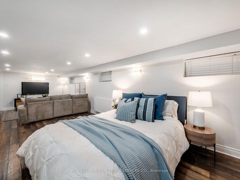 Photo 39 at 231 Fairview Avenue, Junction Area, Toronto