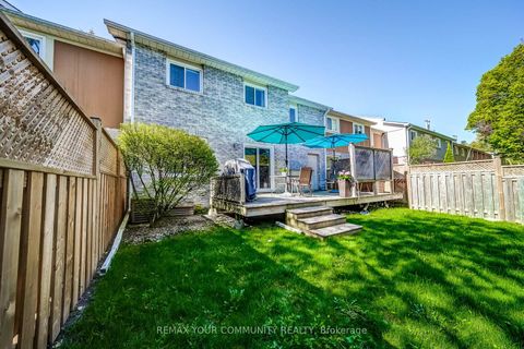 Photo 29 at 10 - 115 Avenue Road, North Richvale, Richmond Hill