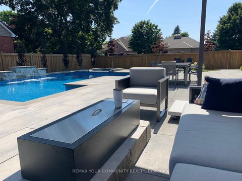 Photo 43 at 33 North Street, Brooklin, Whitby