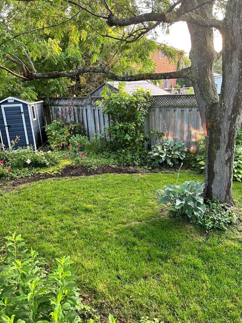 Photo 26 at 4 Irish Lane, Grove East, Barrie