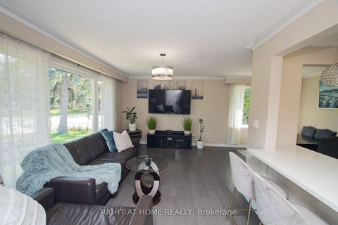 Photo 5 at 65 Bridgenorth Crescent, Beaumonde Heights, Toronto