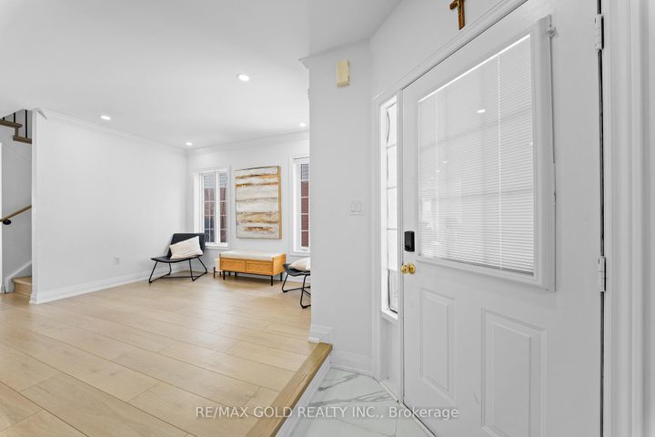 Photo 8 at 18 Russell Street, Georgetown, Halton Hills