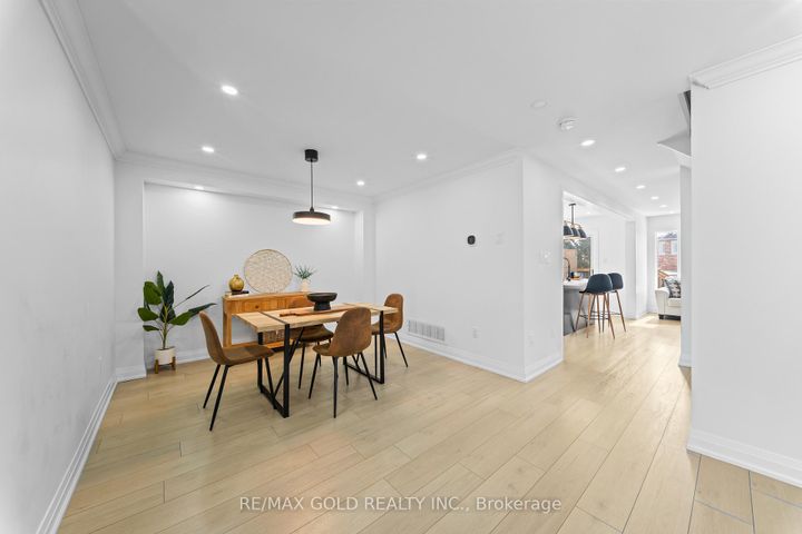 Photo 10 at 18 Russell Street, Georgetown, Halton Hills