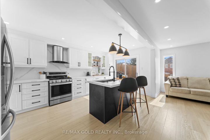 Photo 16 at 18 Russell Street, Georgetown, Halton Hills