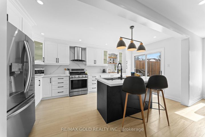 Photo 17 at 18 Russell Street, Georgetown, Halton Hills