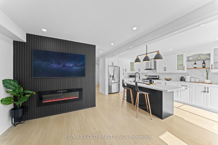 Photo 24 at 18 Russell Street, Georgetown, Halton Hills