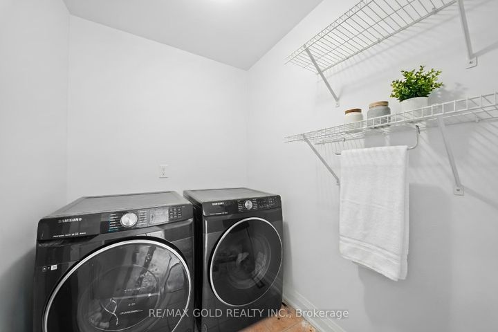 Photo 28 at 18 Russell Street, Georgetown, Halton Hills