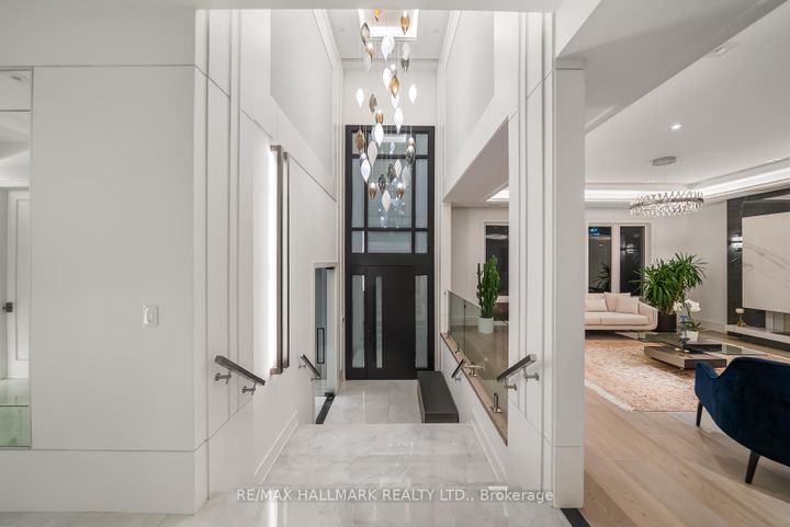 Photo 2 at 65 Whittaker Crescent, Bayview Village, Toronto