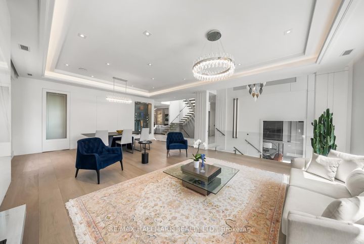 Photo 7 at 65 Whittaker Crescent, Bayview Village, Toronto