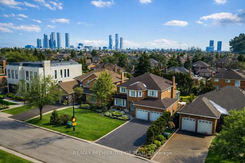 Photo 3 at 55 Fifth Avenue, East Woodbridge, Vaughan