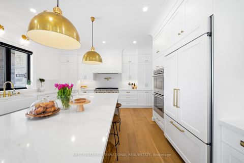 Photo 11 at 26 Royal Avenue, Nobleton, King