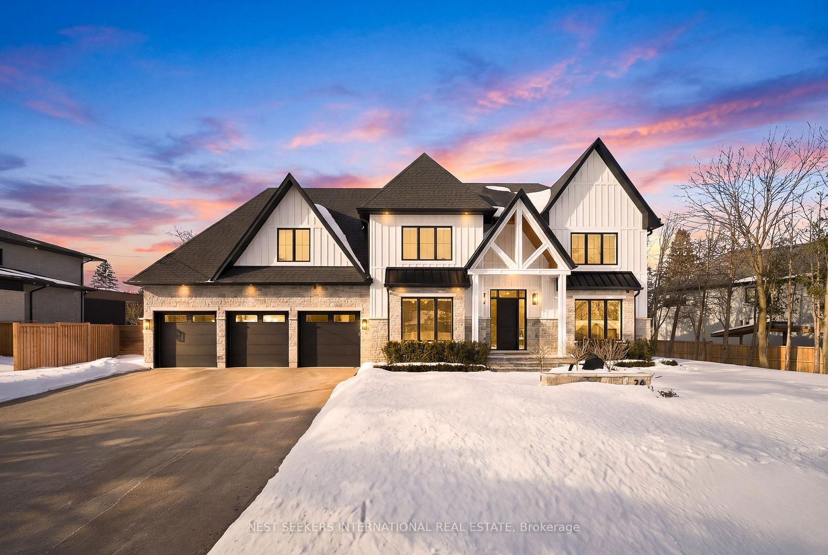 26 Royal Avenue, Nobleton, King by Loree Meneguzzi Real Estate 26 Royal Avenue, Nobleton, King