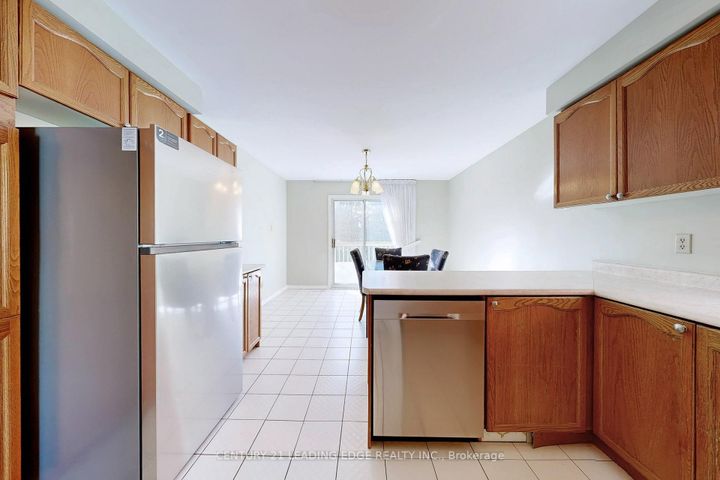 Photo 26 at 9 COATES Crescent, Oak Ridges Lake Wilcox, Richmond Hill