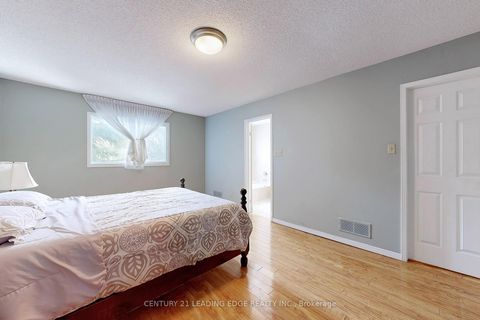 Photo 35 at 9 COATES Crescent, Oak Ridges Lake Wilcox, Richmond Hill