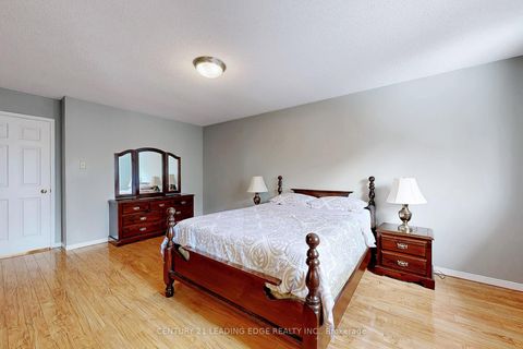 Photo 37 at 9 COATES Crescent, Oak Ridges Lake Wilcox, Richmond Hill