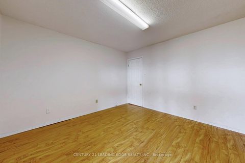 Photo 47 at 9 COATES Crescent, Oak Ridges Lake Wilcox, Richmond Hill